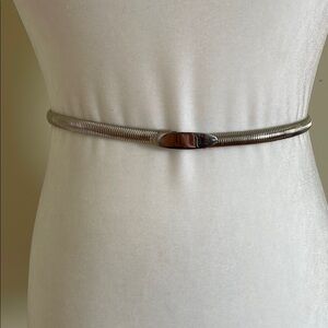 VINTAGE  SILVERTONE METALLIC SNAKE LINK STATEMENT SKINNY WAIST BELT